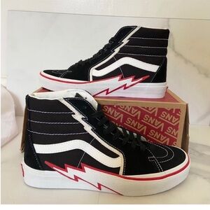 Vans Sk& High Top Bolt Women 9.5 US
Mens 8.0 US